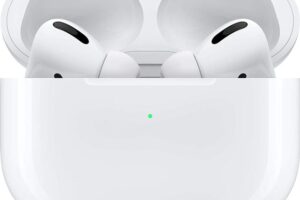 Bild von Apple AirPods Pro with Wireless Charging Case