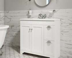 Bild von 900mm White Freestanding Vanity Unit with Basin – Baxenden