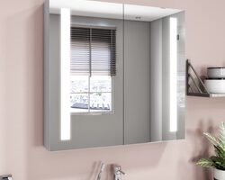 Bild von Mirrored Double Door Bathroom Wall Cabinet with LEDs 800 x 700mm – Capricorn