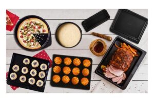 Produktbild von Pyrex Bakeware Bundle: Springorm Cake Tin and Loaf Tin Pan