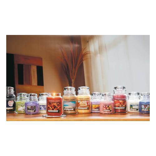 Bild von Yankee Candle Three Medium and Three Large Jars