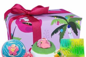 Produktbild von Bomb Cosmetics – Christmas 2021 Christmas Tropicana Gift Pack for Women