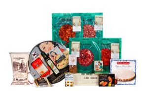 Produktbild von Gourmet Hamper with Iberico Meats Paella Manchego and More
