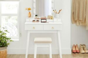 Produktbild von VASAGLE Dressing Table Set, Makeup Vanity Table with Mirror, 10 Light Bulbs, 3-Slot Removable