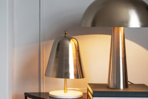 Produktbild von Luxe – Nickel Mushroom Table Lamp – Tall