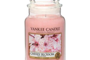 Produktbild von Yankee Candle Cherry Blossom Large Candle 623g
