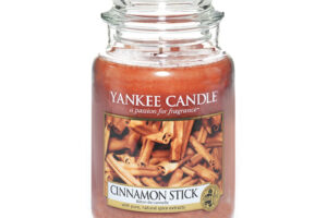 Produktbild von Yankee Candle Cinnamon Stick Large Candle 623g