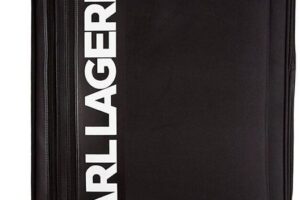 Produktbild von Karl Lagerfeld 28-inch Logo Suitcase – Black – Karl Lagerfeld Luggage