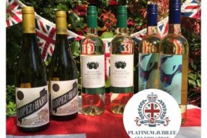 Bild von Mixed Wines Jubilee Case of Fruity White Wines