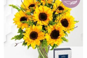 Bild von Sensational Sunflowers – Sunflower Delivery – Sunflower Bouquet – Sunflowers Delivered UK – Bunch of Sunflowers – Free Chocs