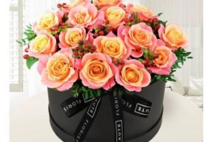 Produktbild von Perfectly Pink – Hat Box Flowers – Haute Florist – Birthday Flowers – Luxury Flowers – Luxury Flower Delivery