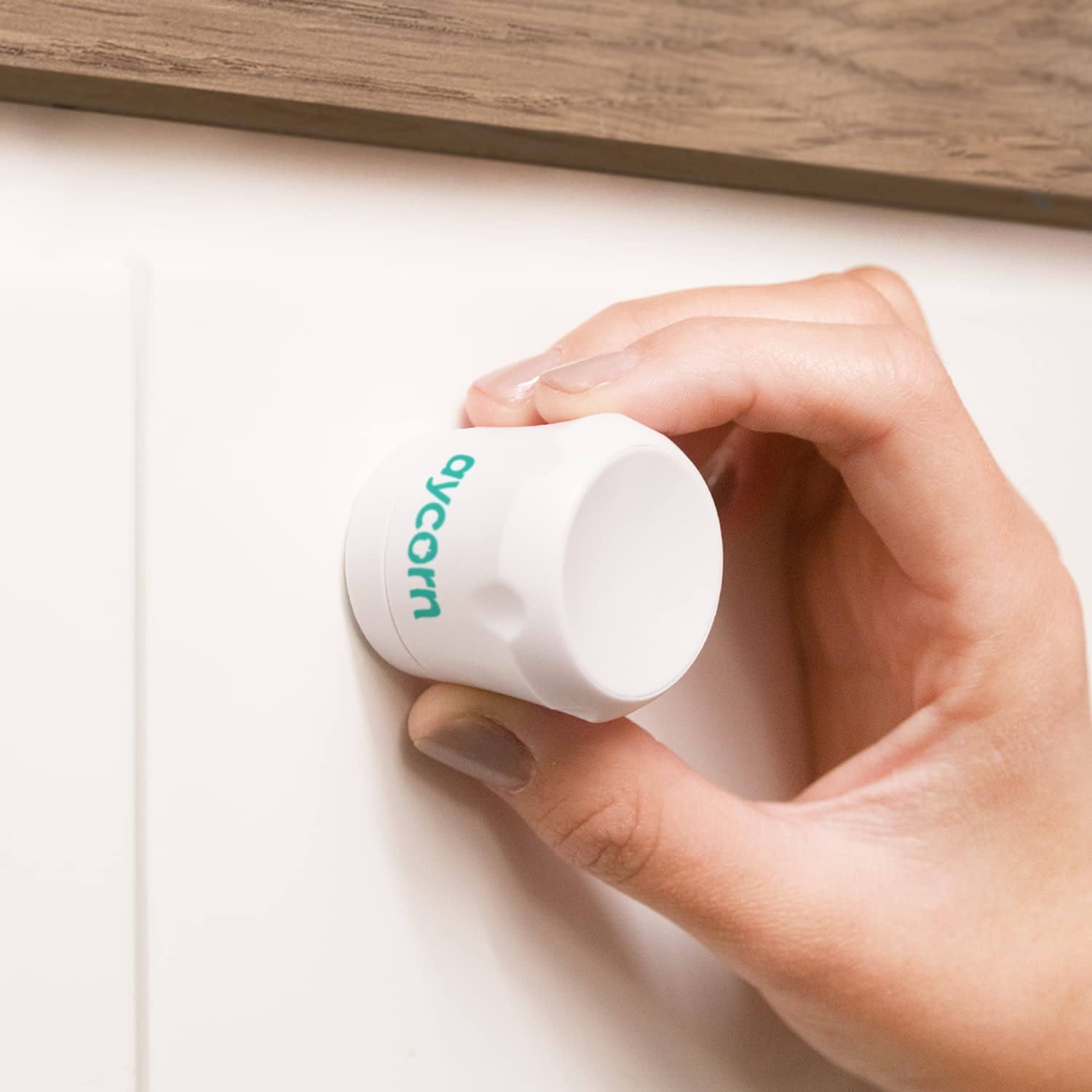 Bild von AYCORN® Magnetic Safety Cupboard Locks for Children [10 Locks & 2 Keys] Child & Baby Safety Proofing for Kitchen, Cabinets and Drawers, 30 Second Install (No Drilling) with Superior 3M Adhesive