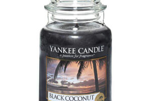 Bild von Yankee Candle – Original Jar Candles Large Black Coconut 623g  for Men and Women