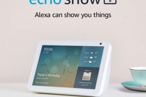 Produktbild von Echo Show 8 (1st Gen, 2019 release) – Smart Display with Alexa – Stay in touch with the help of Alexa – White