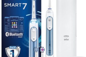 Bild von Oral-B Smart 7 Electric Toothbrush, with Smart Pressure Sensor, App Connected Handle, 3 Toothbrush Heads & Travel Case, 5 Mode Display with Teeth Whitening, Gift Set, 2 Pin UK Plug, 6000N/7000N, Blue