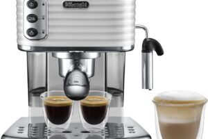 Produktbild von De’Longhi Scultura Traditional Barista Pump Espresso Machine, Coffee and Cappuccino Maker, ECZ351W, White