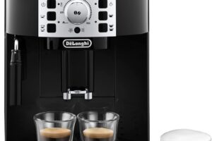 Produktbild von De’Longhi Magnifica S, Automatic Bean to Cup Coffee Machine, Espresso and Cappuccino Maker, ECAM22.110.B, Black [Amazon Exclusive]