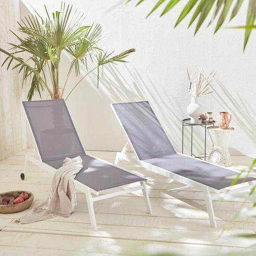 Bild von Set of 2 ELSA sun loungers in white aluminium and grey textilene, adjustable loungers with wheels