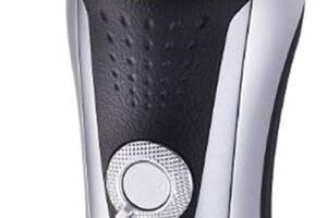 Produktbild von Panasonic Premium ES-RF31 Wet and Dry 4-Blade Electric Shaver for Men with Flexible Pivoting Head, Silver (Pack of 1)