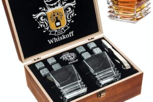 Produktbild von Whiskey Glass Set of 2 – Bourbon Whiskey Stones Gift Set For Men – Includes Crystal Whisky Rocks Glasses, Chilling Stones, Slate Coasters – Scotch Glasses in Wooden Box – Wisky Burbon Retirement Gifts