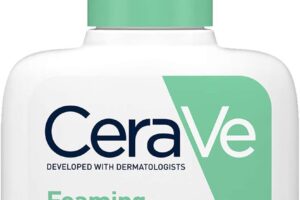 Produktbild von CeraVe Foaming Cleanser for Normal to Oily Skin 473 ml with Niacinamide and 3 Essential Ceramides