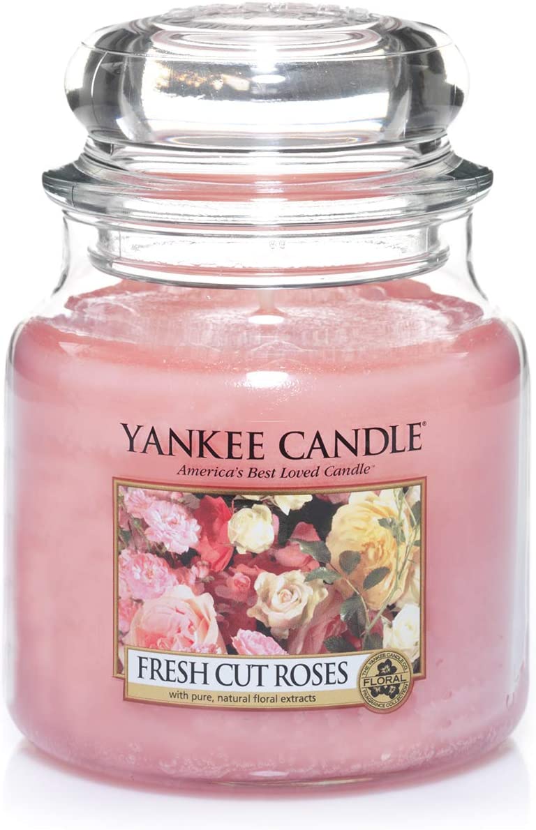 Bild von Yankee Candle Scented Candle | Fresh Cut Roses Medium Jar Candle| Burn Time: Up to 75 Hours