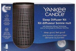 Bild von Yankee Candle – Sleep Diffusers Bronze Starter Kit with Calm Night Refill  for Men and Women
