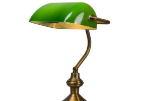 Bild von QAZQA Smart classic table lamp bronze with green glass incl. Wifi A60 – Banker