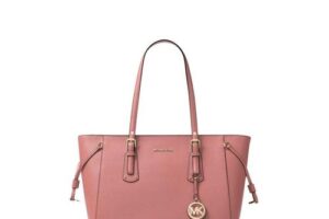 Produktbild von Voyager Medium Crossgrain Leather Tote Bag – Pink – MICHAEL Michael Kors Totes