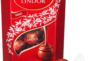 Bild von Lindt Lindor Milk Chocolate Truffles Box with a Smooth Melting Filling, 200 g