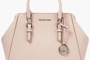 Bild von Charlotte Textured-leather Shoulder Bag – Natural – MICHAEL Michael Kors Shoulder Bags