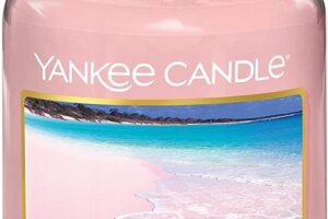 Produktbild von Yankee Candle Scented Candle | Pink Sands Large Jar Candle | Burn Time: Up to 150 Hours