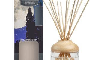 Bild von Yankee Candle Reed Diffuser | Midsummer’s Night | 120 ml | Up to 10 Weeks of Fragrance [Energy Class A]