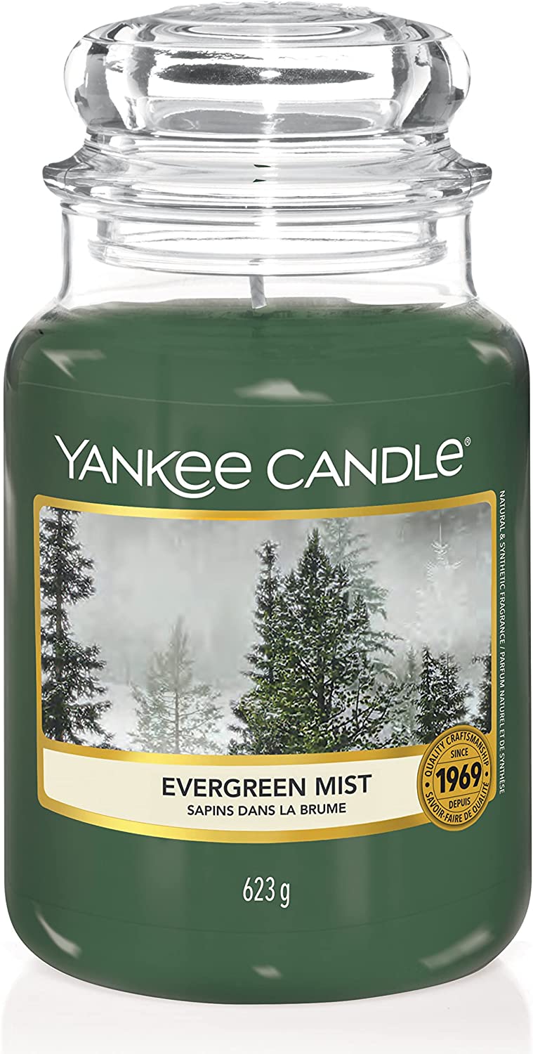 Bild von Yankee Candle Large Jar Scented Candle, Evergreen Mist, Alpine Christmas Collection, Up to 150 Hours Burn Time