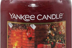 Bild von Yankee Candle Scented Candle | Holiday Hearth Large Jar Candle | Up to 150 Hours Burn Time