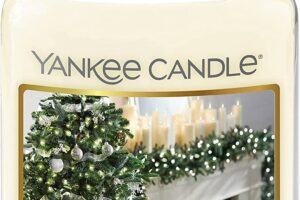 Bild von Yankee Candle Scented Candle | Twinkling Lights Large Jar Candle | Burn Time: up to 150 Hours