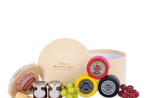 Bild von Birthday Deli Cheese Box Hamper – Gift Basket – Prestige Hampers