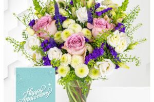 Bild von Prestige Flowers Wild and Wonderful with Anniversary Card