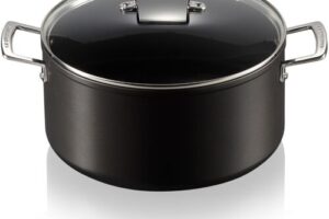 Produktbild von Le Creuset Toughened Non-Stick Deep Casserole With Glass Lid