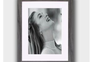 Produktbild von Frameeazy (Grey, 6×4″ No Mount) Photo Picture Frame Poster Frames With White Mount