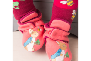Bild von Blade & Rose UK Blade & Rose Peter Rabbit Autumn Leaf Booties Large (12-18 Months) Pink Large (12-18 Months)