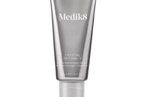 Bild von Medik8 Vitamin A Crystal Retinal Stable Retinal Night Serum 30mL Retinal 3
