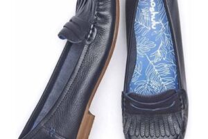 Bild von Dark Blue Fringed Leather Loafers Women’s   Size 8 / 42   Italian Dressing Moshulu – 8 / 42