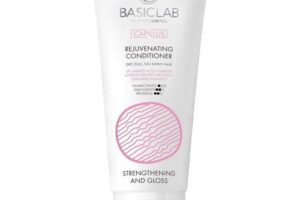 Bild von BasicLab Dermocosmetics Capillus regenerating conditioner for thick, coarse and dry hair 100 ml